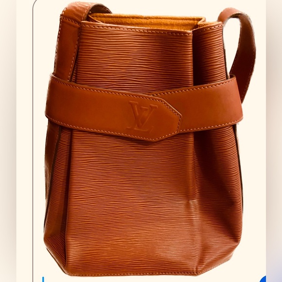 LOUIS VUITTON Authentic 
Beautiful Sac Depaule EPI LUXURY bag Like New ! ❤️ - Picture 2 of 9